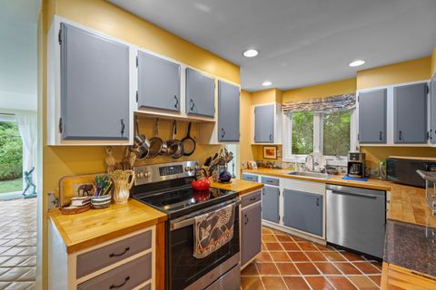 Tiny photo for 55A Anna Farm Road W, North Stonington, CT 06359 (MLS # 24102647)