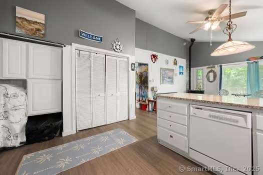 27 Laurelwood Drive