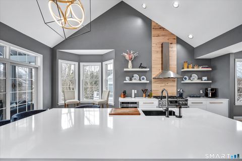 Tiny photo for 2 Tavistock #2, Cromwell, CT 06416 (MLS # 24153456)