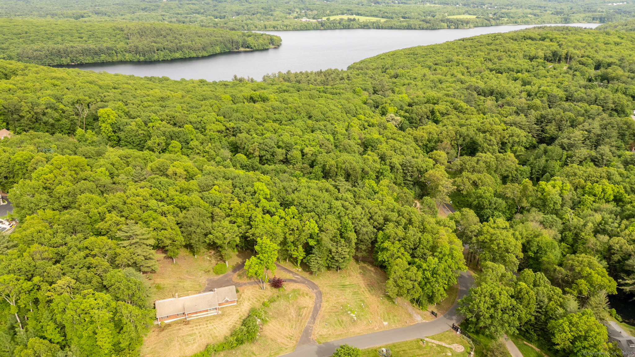 2 Setting Sun Trail, Ellington, Connecticut image 7