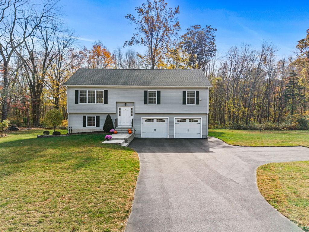 Photo of 4 Daisy Hill Drive, Montville, CT 06370 (MLS # 24058994)