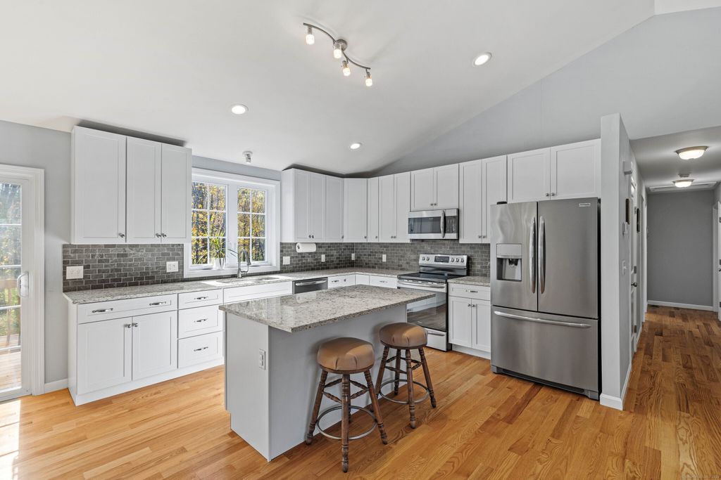 Photo of 4 Daisy Hill Drive, Montville, CT 06370 (MLS # 24058994)