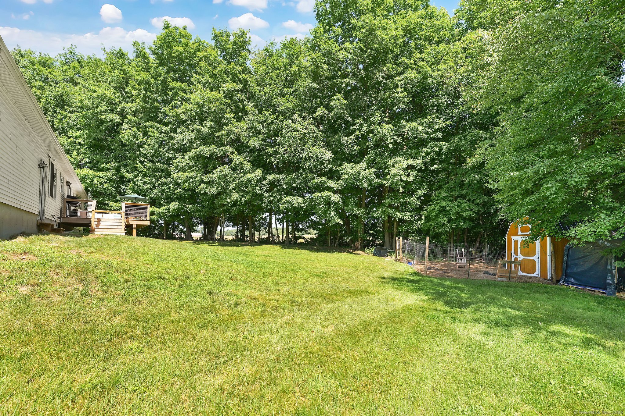 East Windsor, Connecticut 06016, United States, 3 Bedrooms Bedrooms, ,2 BathroomsBathrooms,Residential,Pending,159809