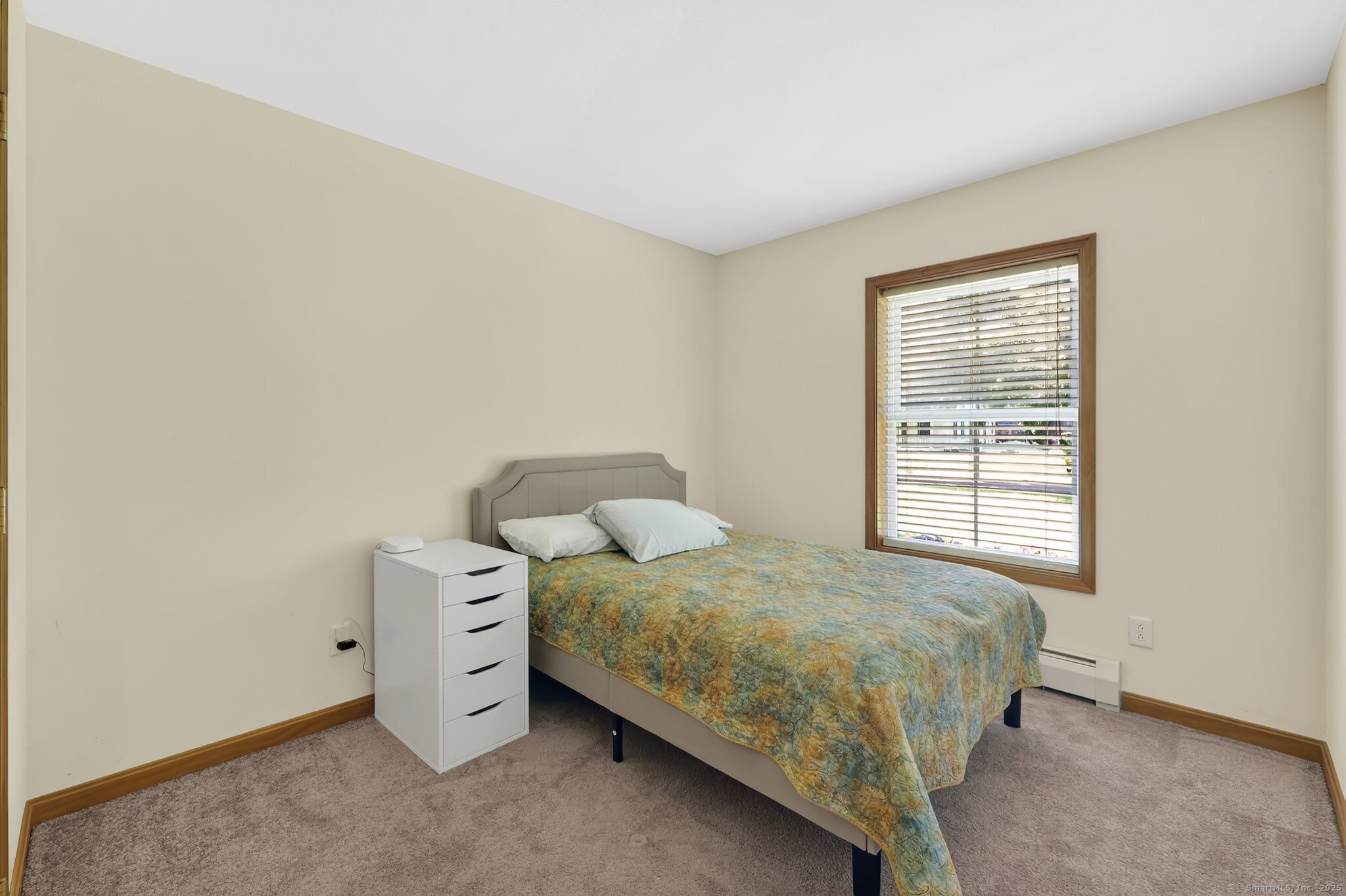 East Windsor, Connecticut 06016, United States, 3 Bedrooms Bedrooms, ,2 BathroomsBathrooms,Residential,Pending,159809