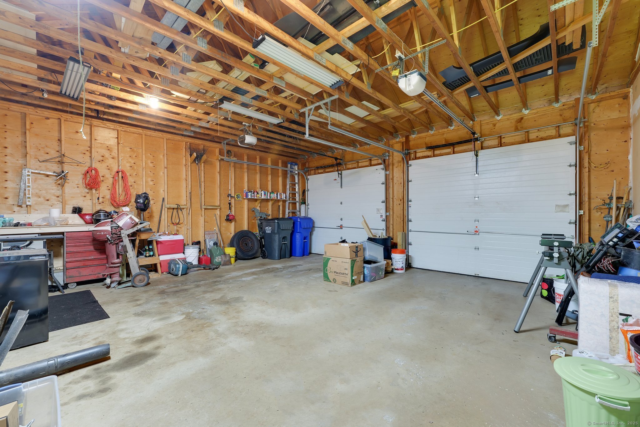 East Windsor, Connecticut 06016, United States, 3 Bedrooms Bedrooms, ,2 BathroomsBathrooms,Residential,Pending,159809