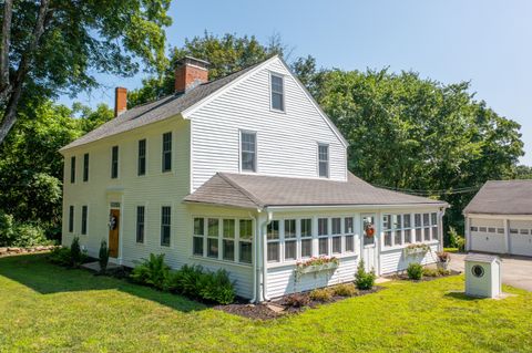 Homes For Sale - 393 N Canterbury Road<br/> Windham County, Canterbury, CT 06331