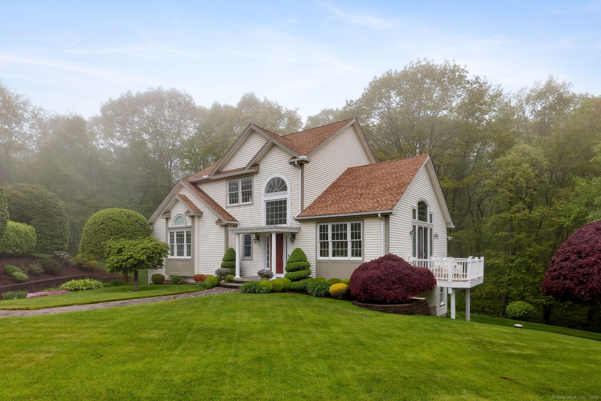 100 Lakewood Circle