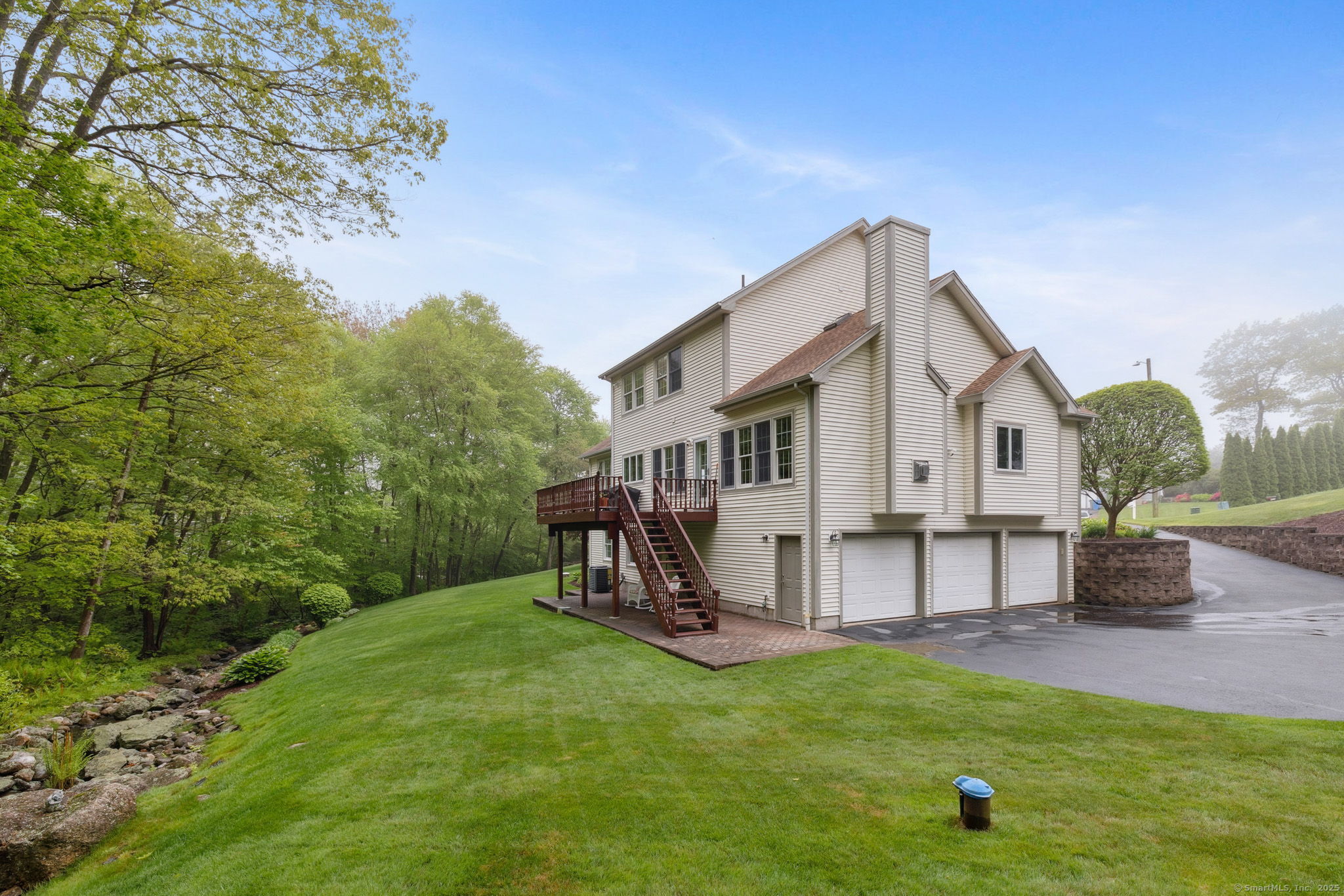 100 Lakewood Circle