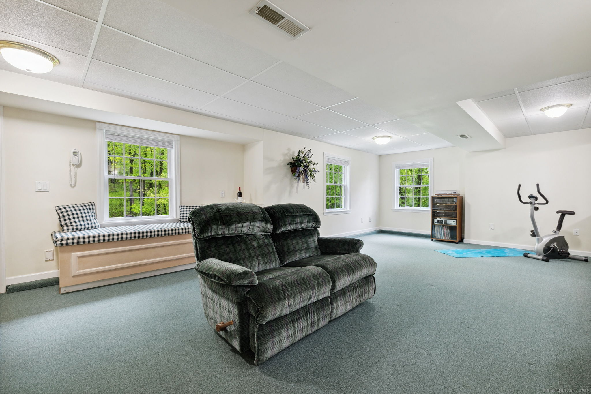100 Lakewood Circle, Bristol, Connecticut image 37