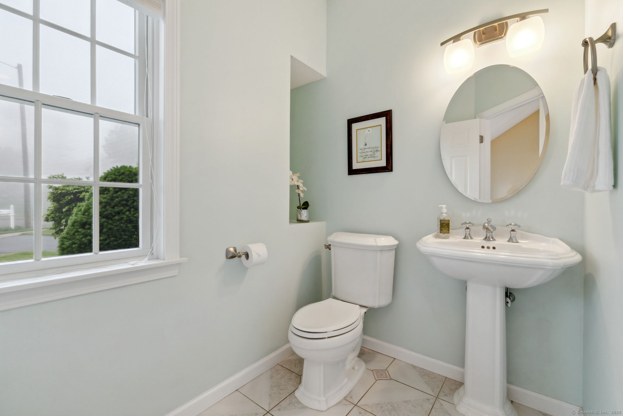 100 Lakewood Circle, Bristol, Connecticut image 24