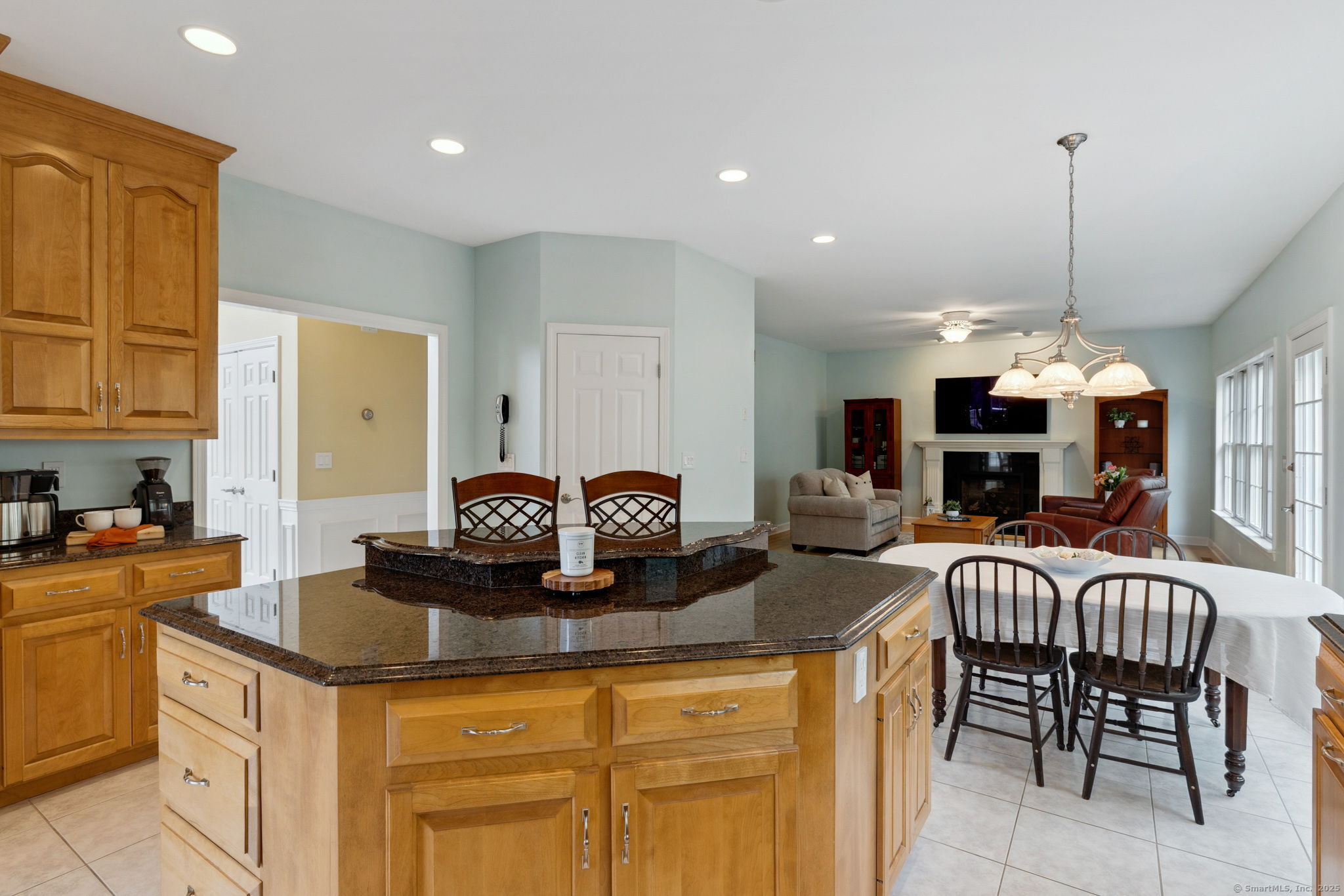 100 Lakewood Circle, Bristol, Connecticut image 17