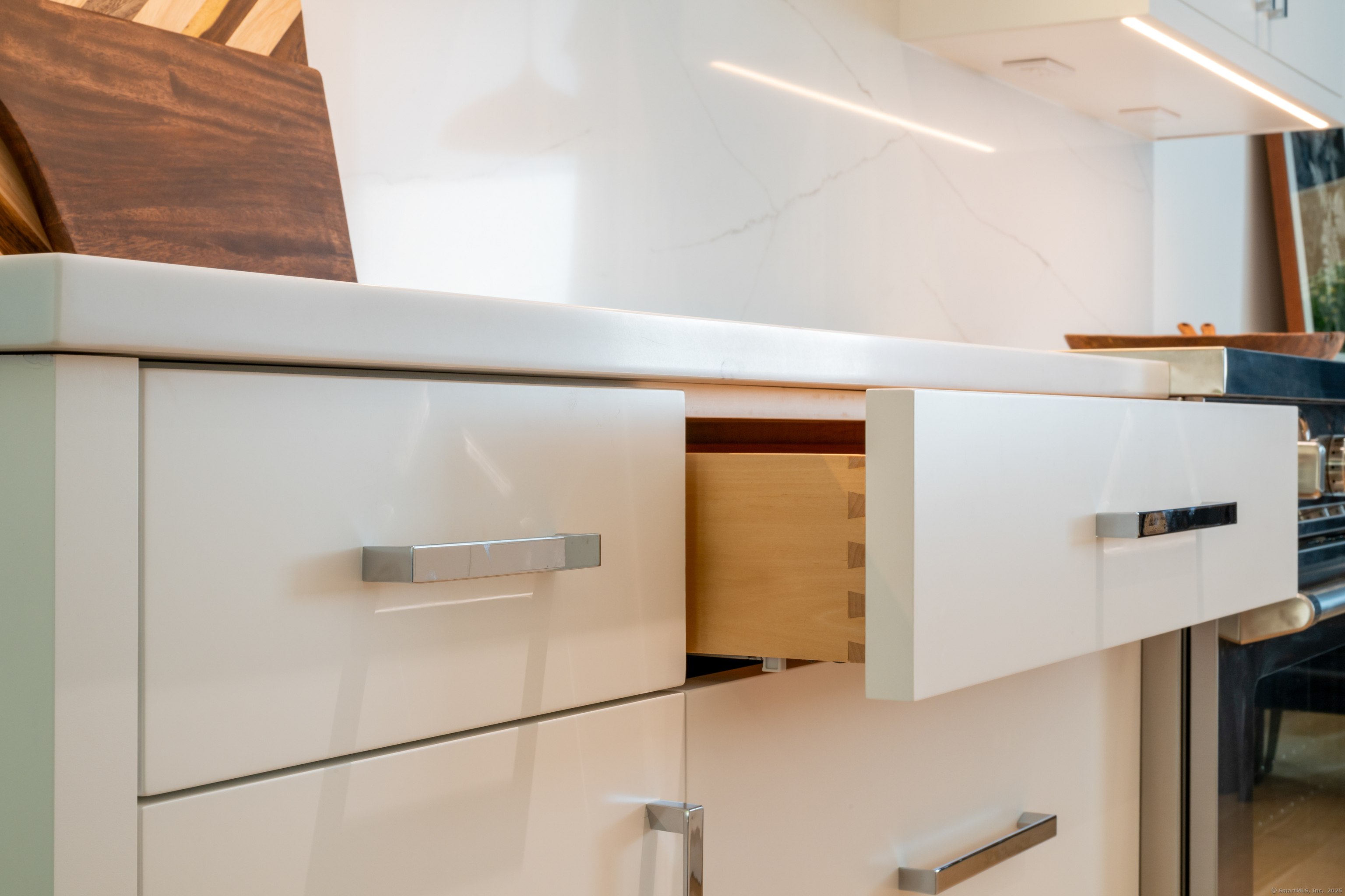 785 Post Road East 302