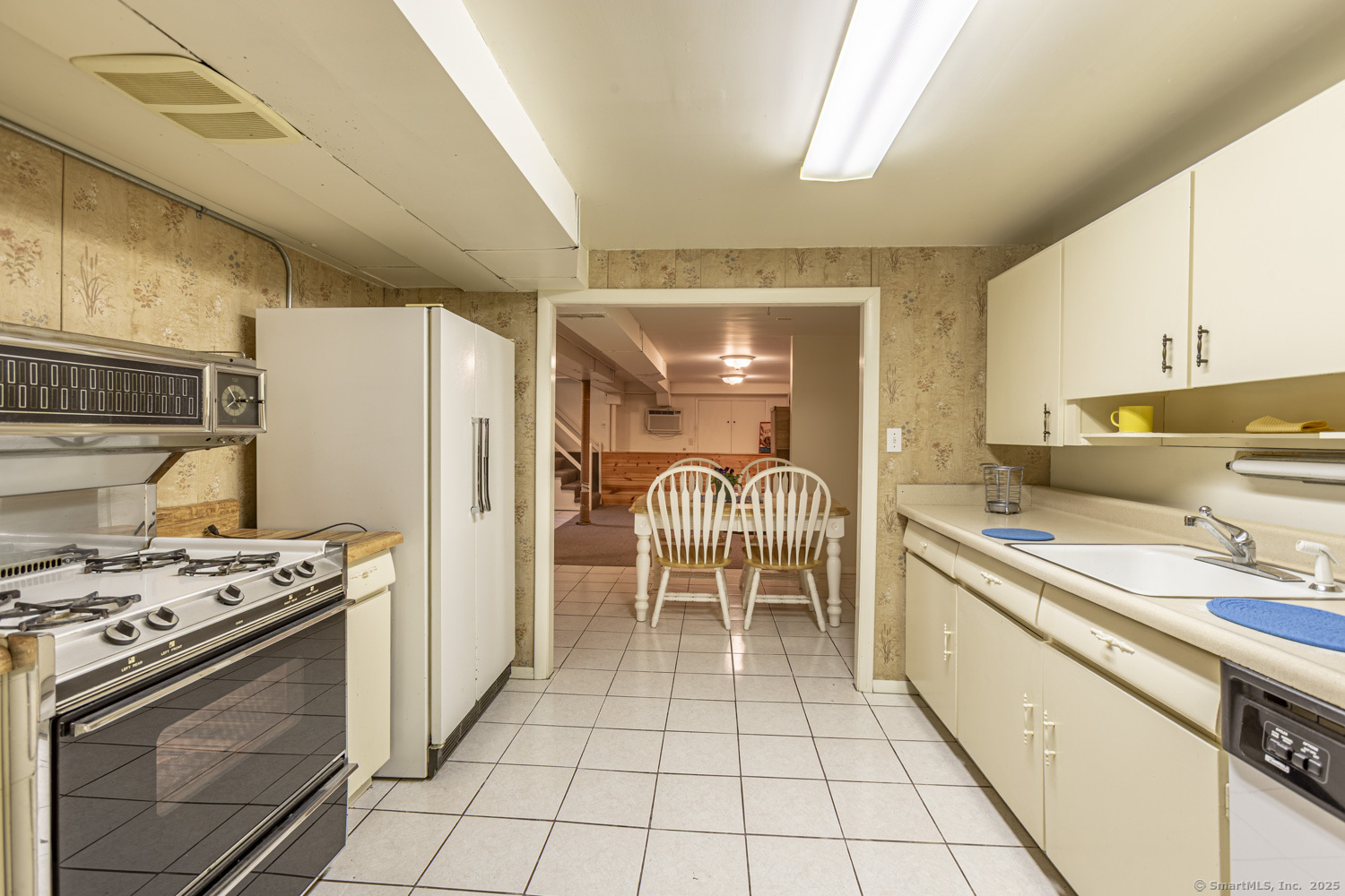 58 Country Lane, East Hartford, Connecticut image 26