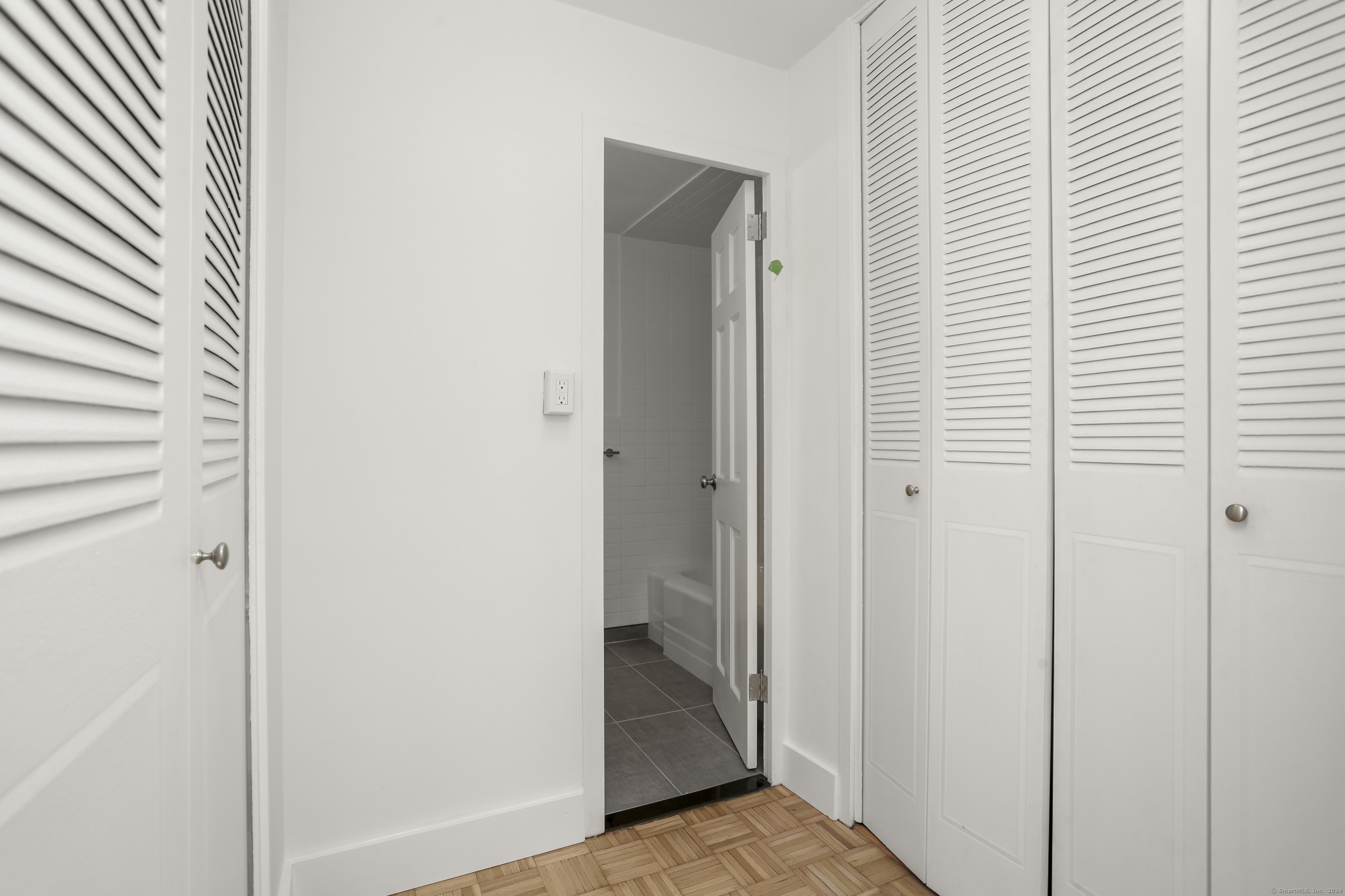 80 Cartright Street #8B, Bridgeport, Connecticut image 13