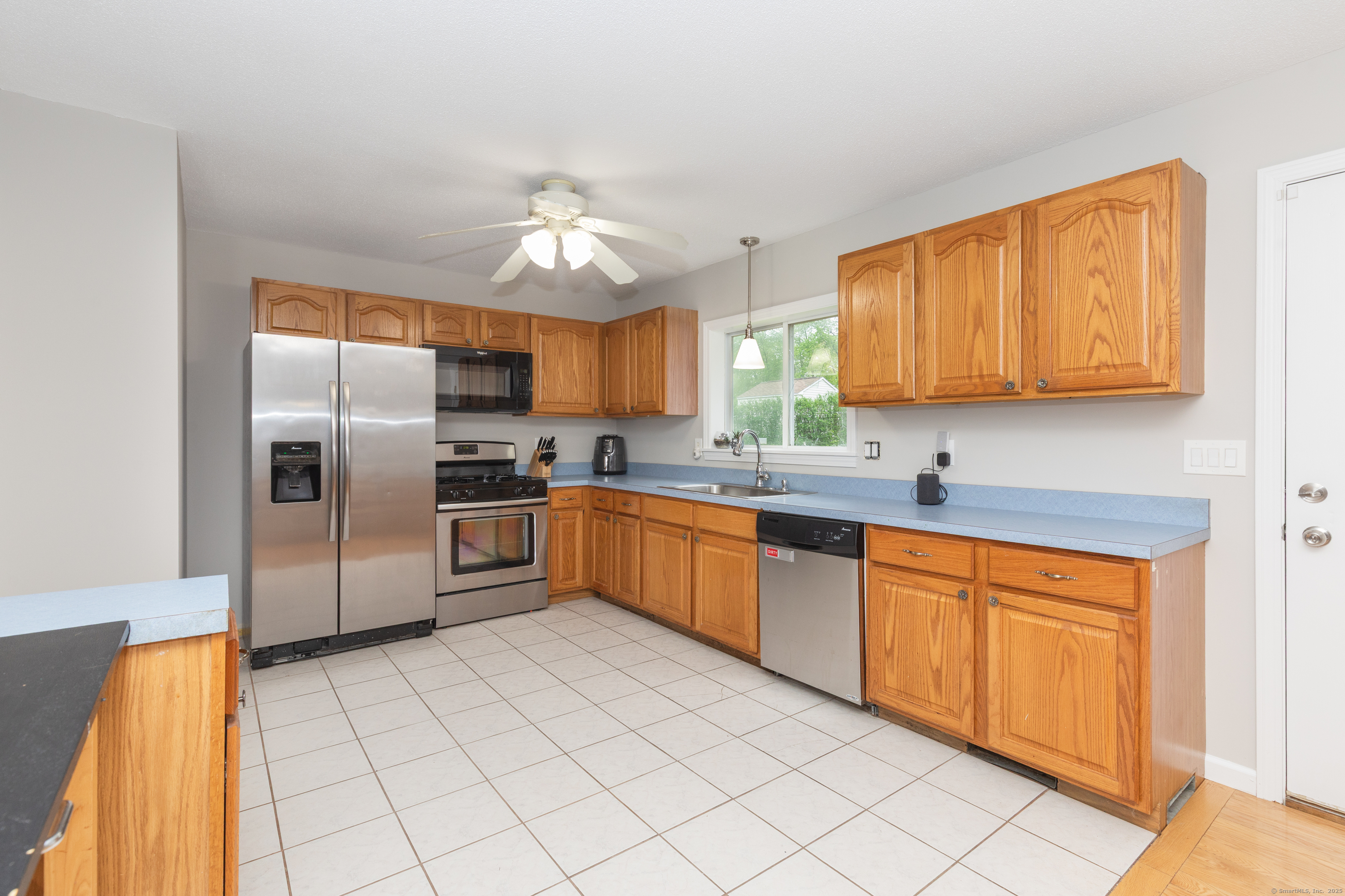 37 Crofut Road, Naugatuck, Connecticut image 5