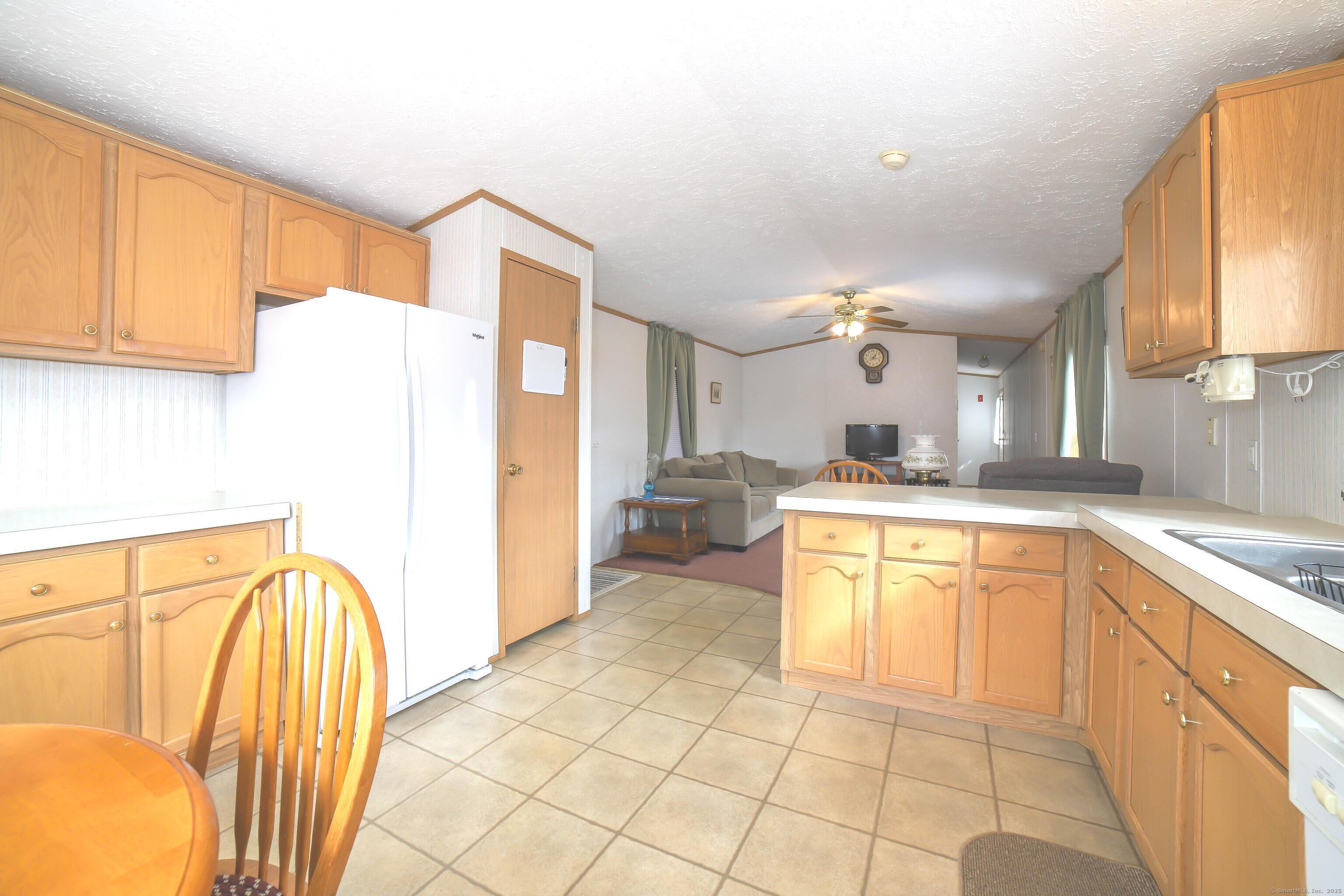 50 Elm Street, East Windsor, Connecticut image 11