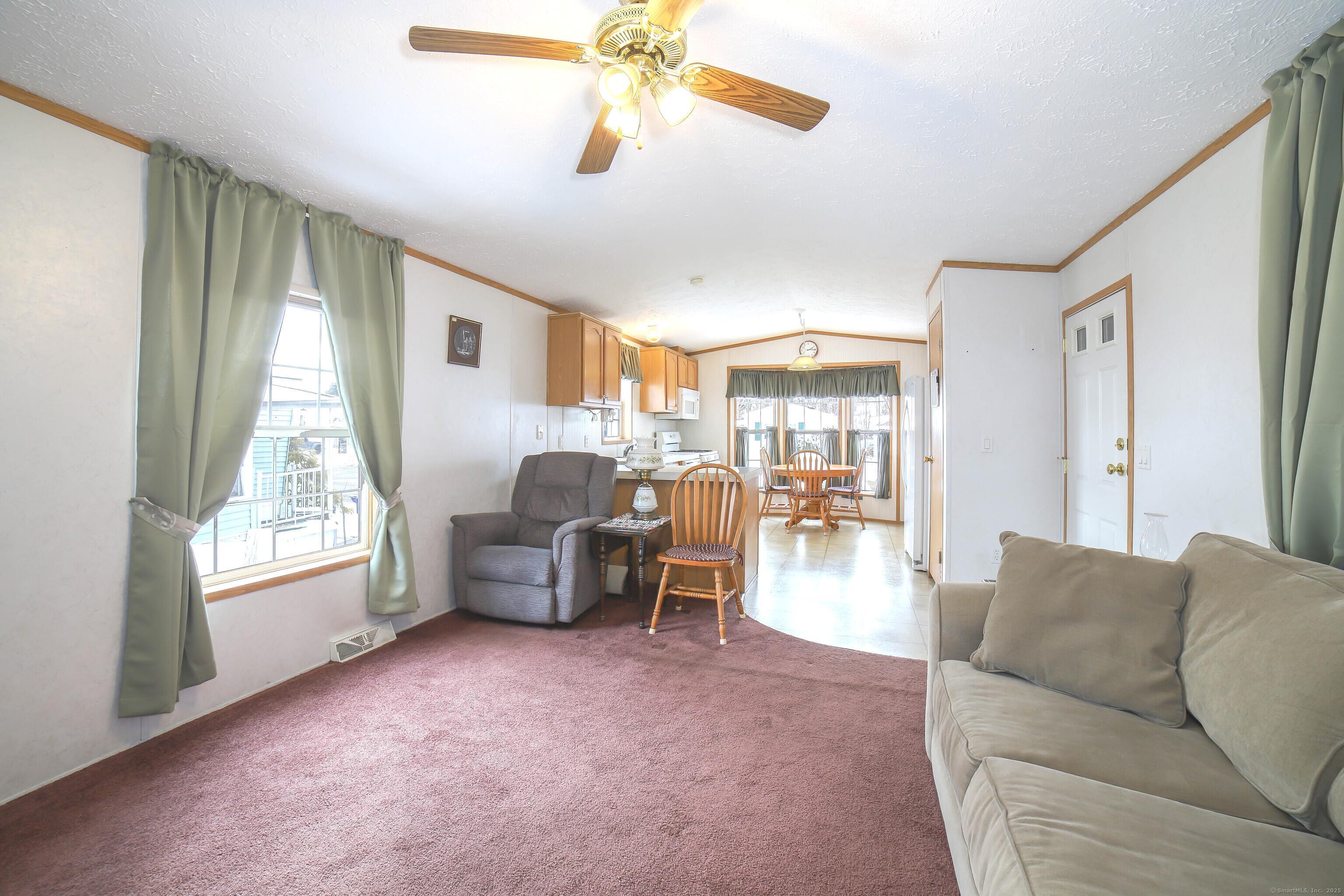 50 Elm Street, East Windsor, Connecticut image 16