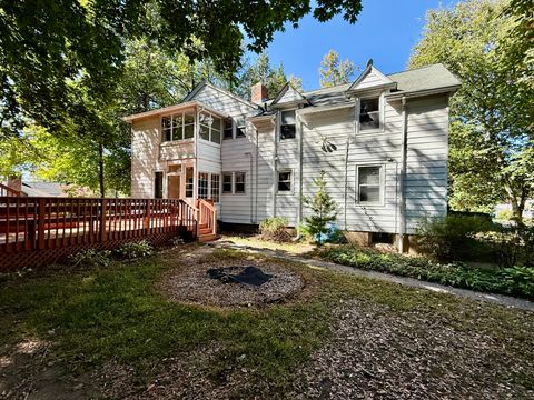 322 Deerfield Road Windsor CT 06095