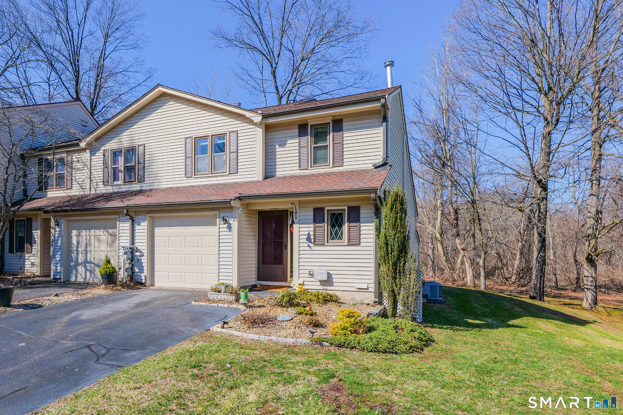 62 Schoolhouse Crossing 62