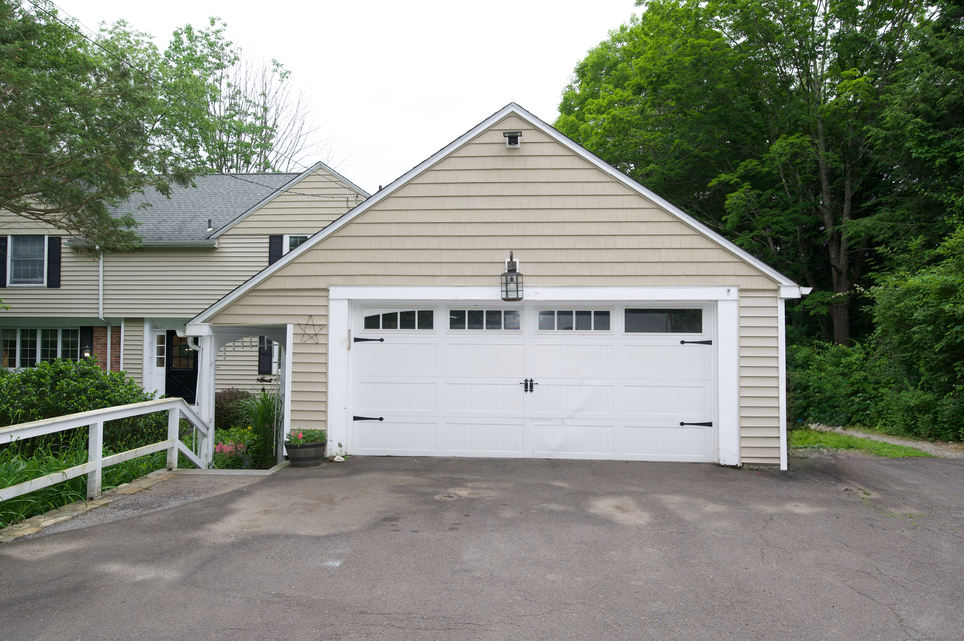 593 Northfield Road