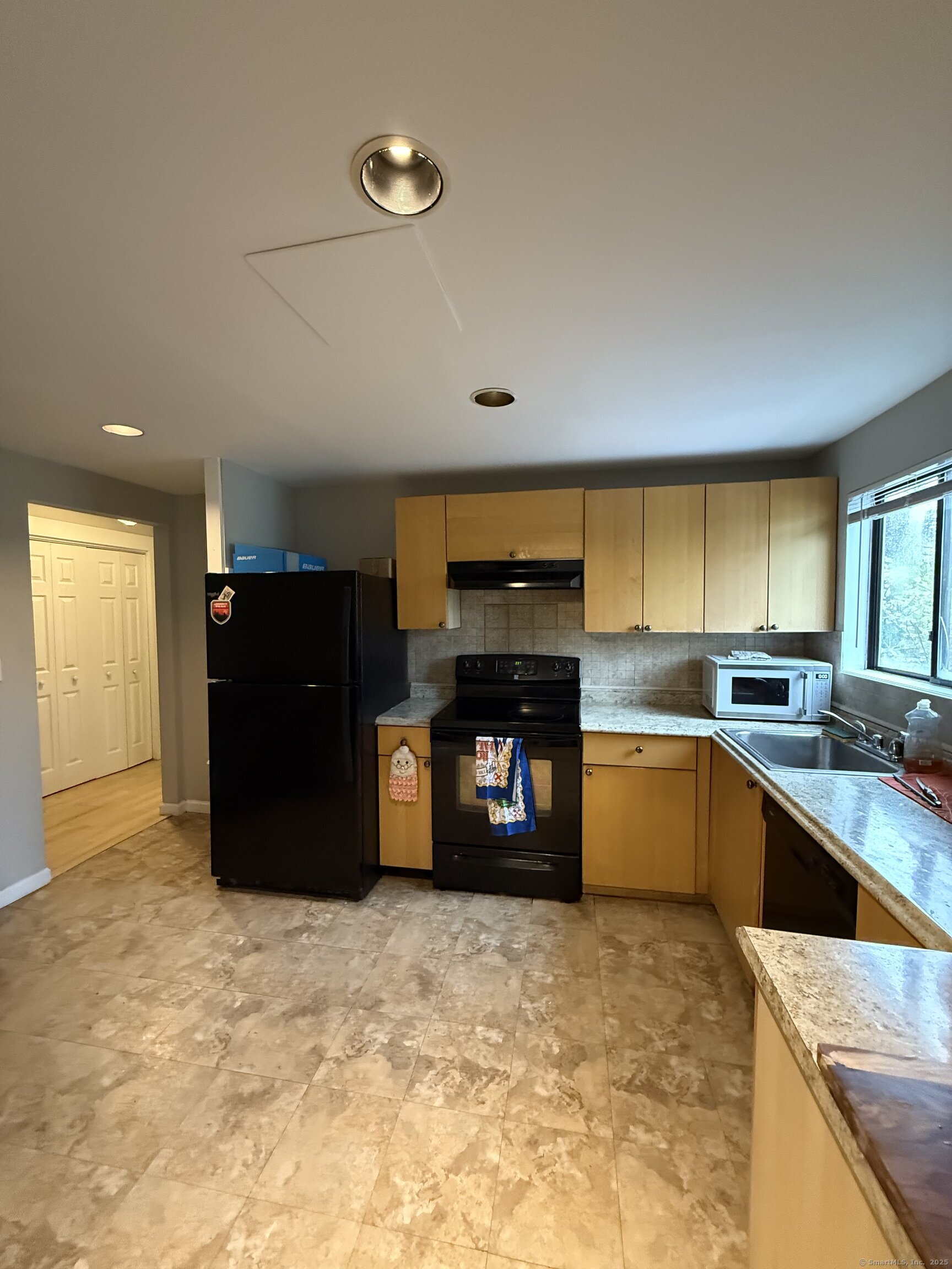 106 Shepard Avenue #106, Hamden, Connecticut image 8