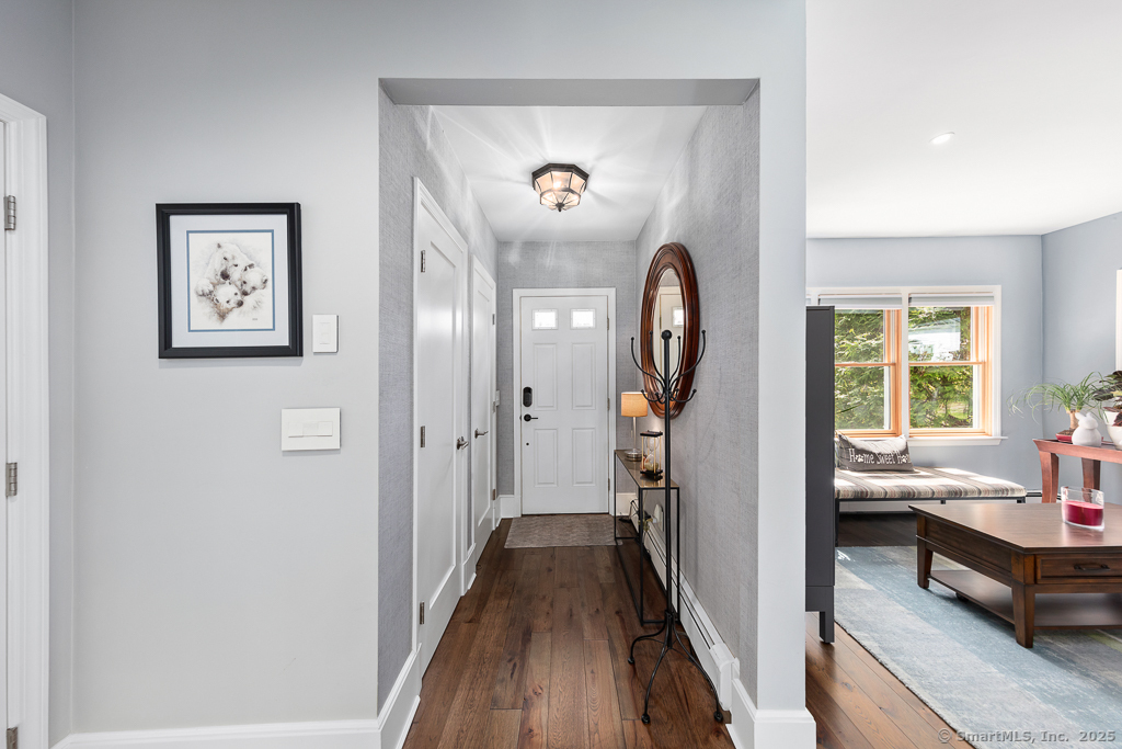 73 Coachlamp Lane