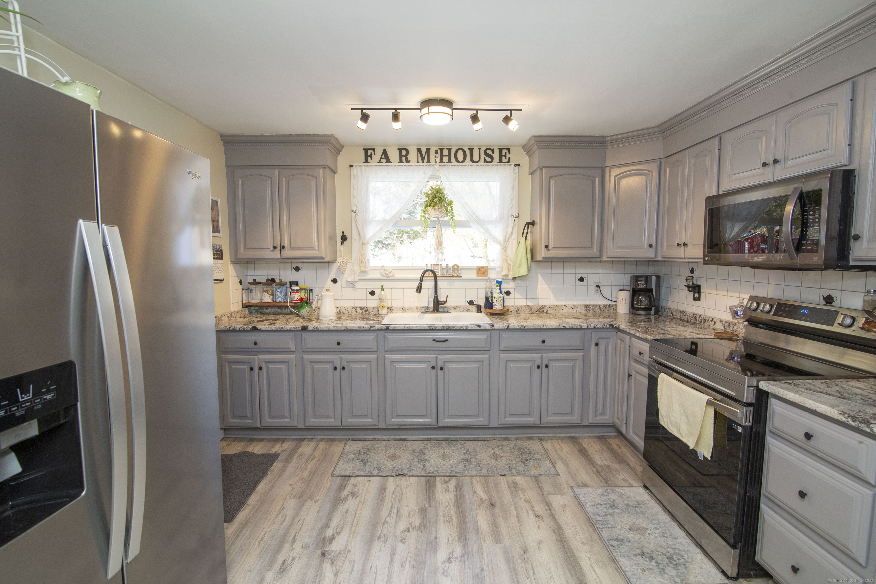 353 Norwich Westerly Road, North Stonington, Connecticut image 6