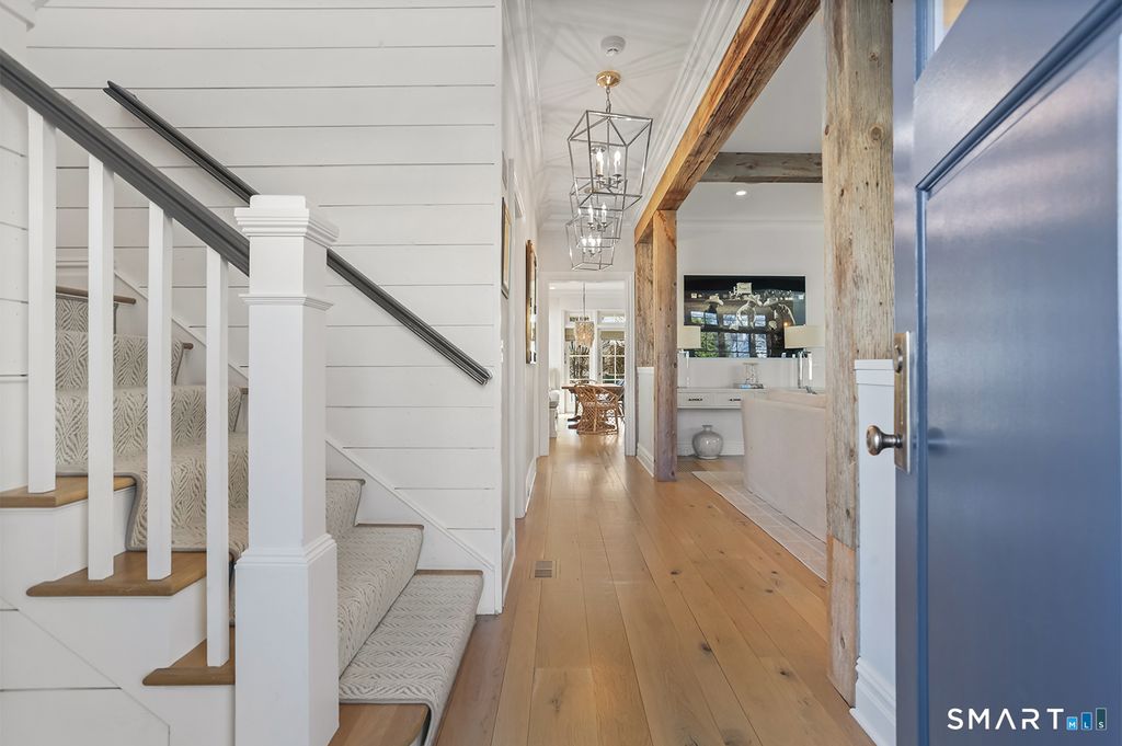 Photo of 550 Penfield Road, Fairfield, CT 06824 (MLS # 24167679)