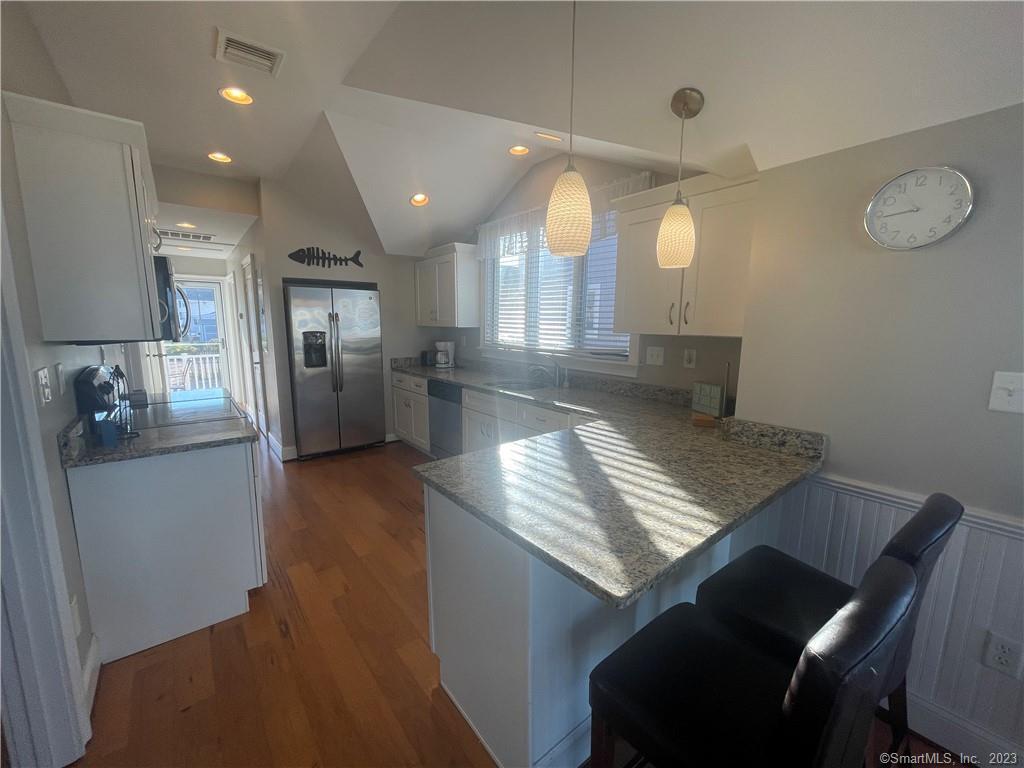 21 Seaside Lane A