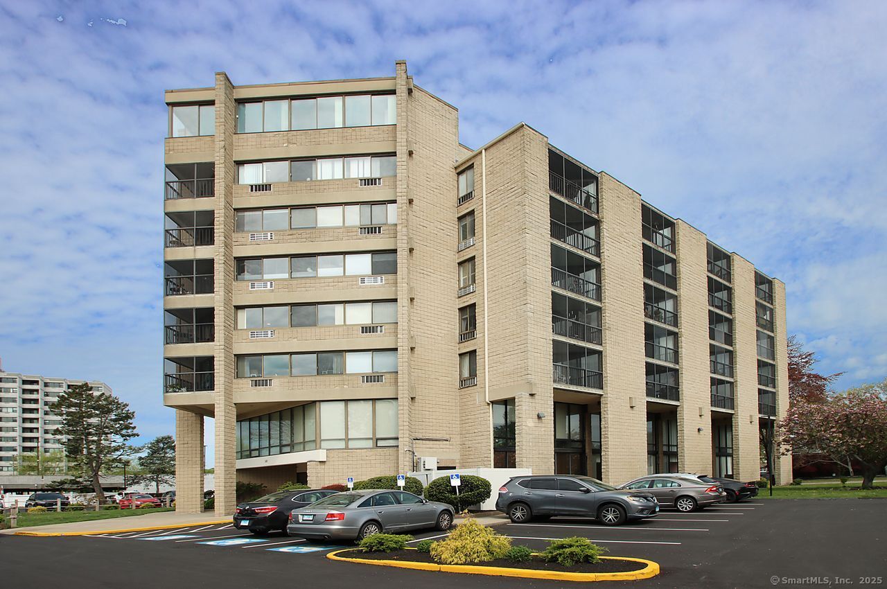 140 Captain Thomas Boulevard #307, West Haven, Connecticut image 32