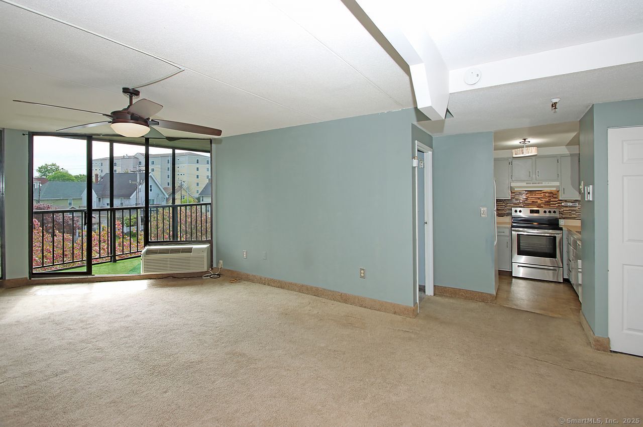 140 Captain Thomas Boulevard #307, West Haven, Connecticut image 12