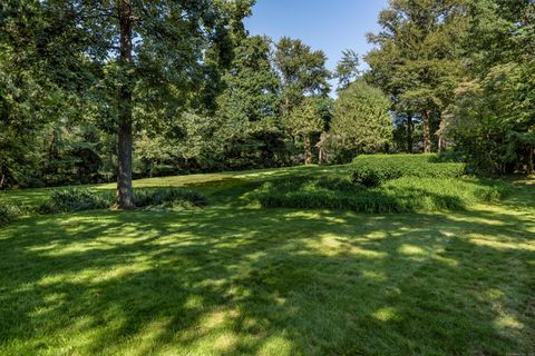 Tiny photo for 2 Vista Drive, Greenwich, CT 06830 (MLS # 24078237)
