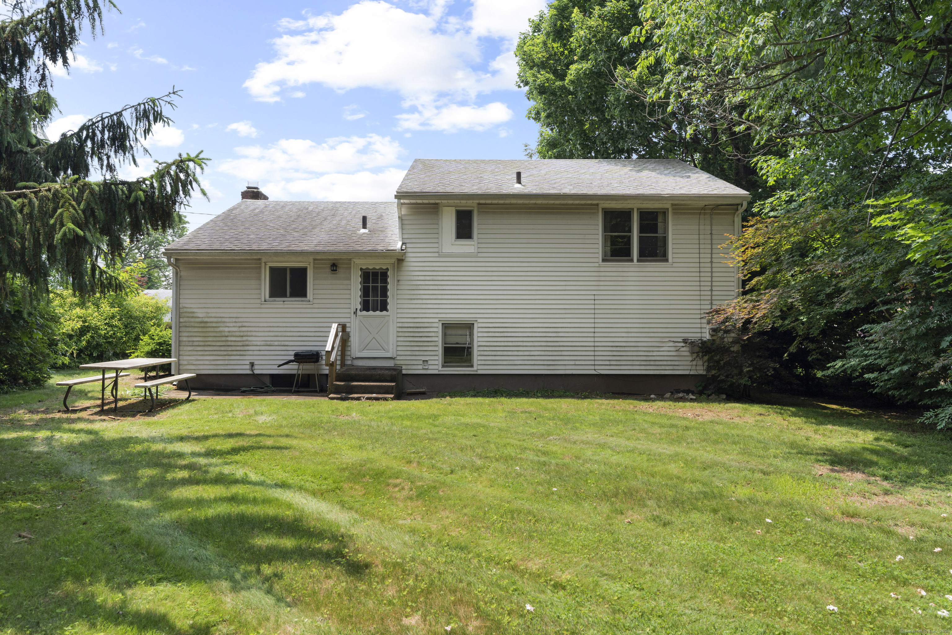 26 Caroldon Road