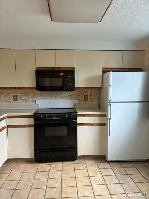Tiny photo for 47 Woodbridge Lane #17C, Cromwell, CT 06416 (MLS # 24209446)