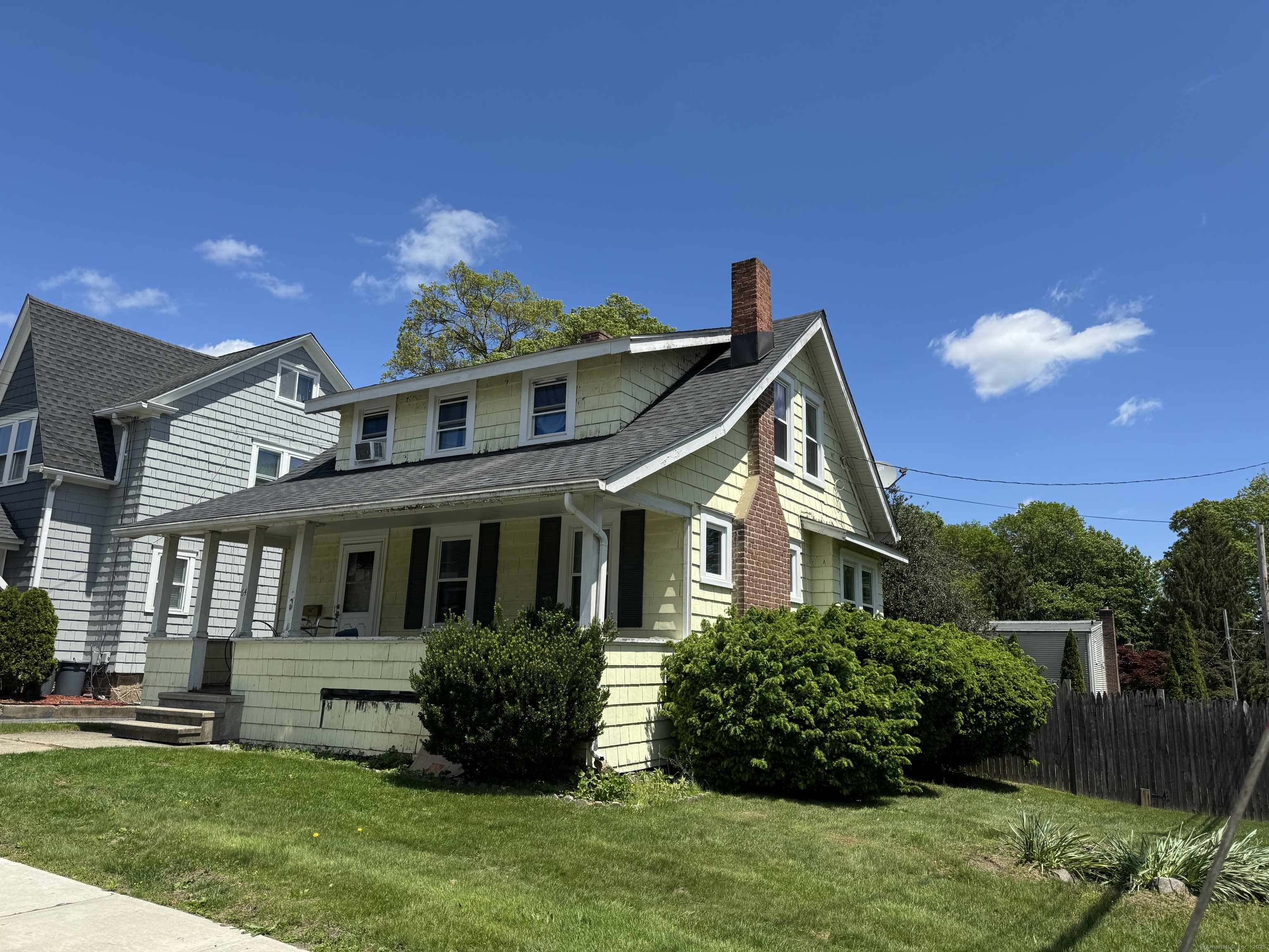 64 Oakland Street