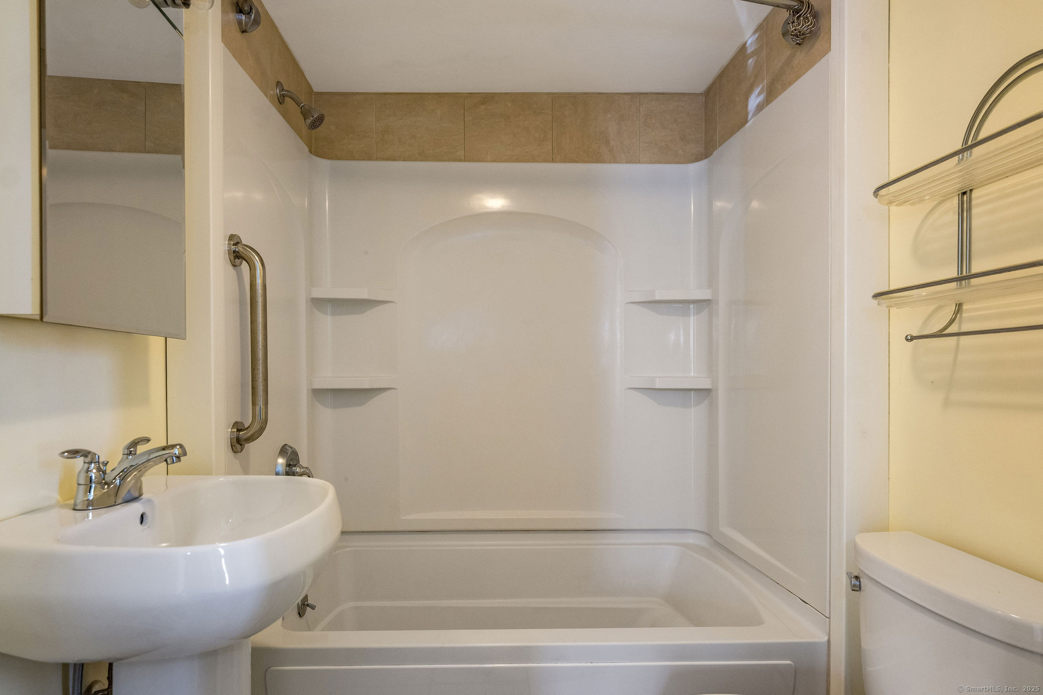 48 Trumbull Avenue, Stonington, Connecticut image 18