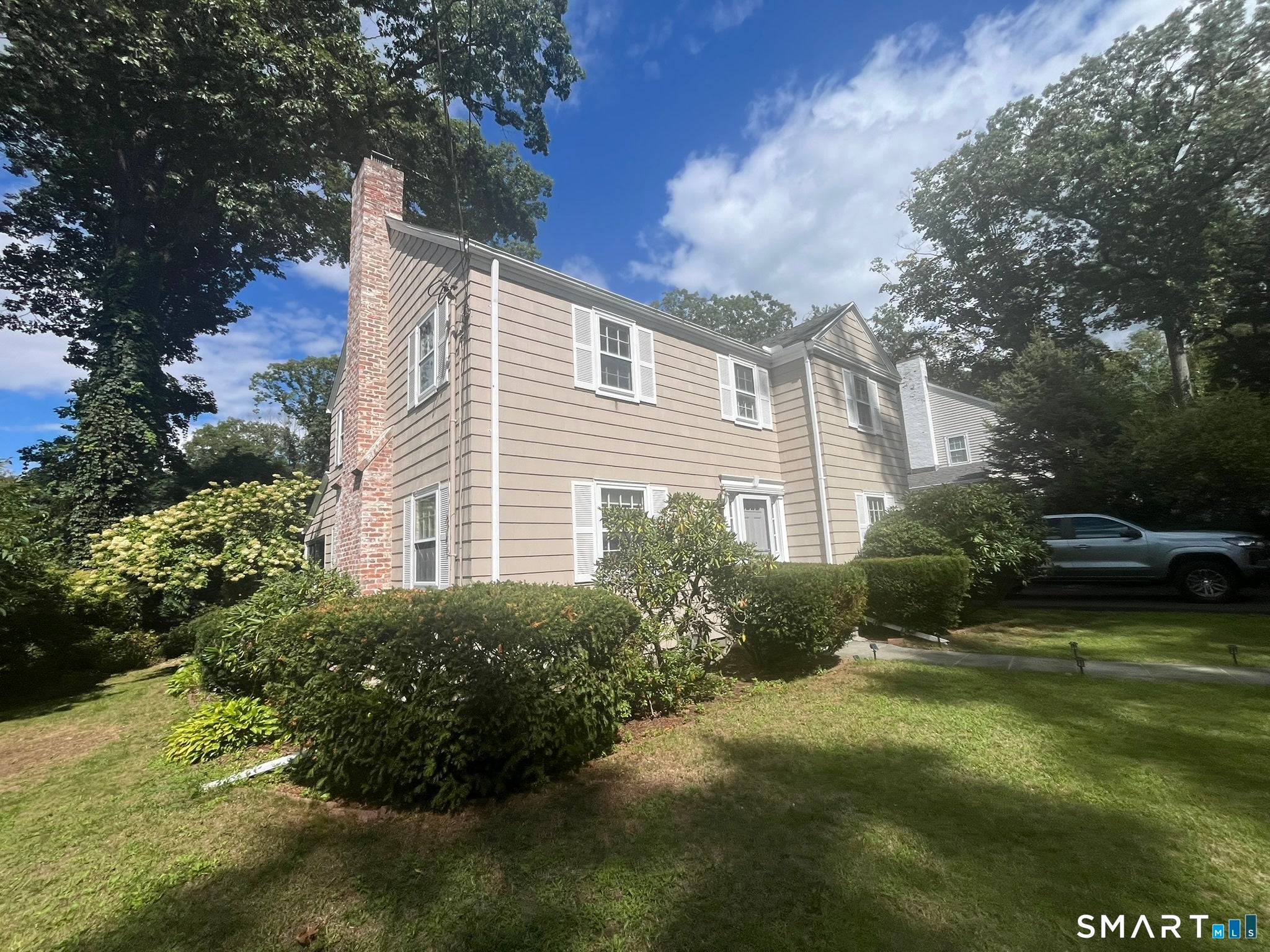 90 Knollwood Road