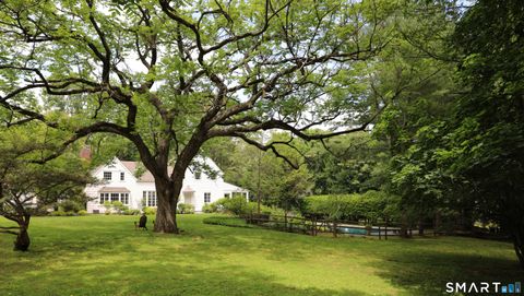 Photo of 152 E Rocks Road, Norwalk, CT 06851 (MLS # 24155738)