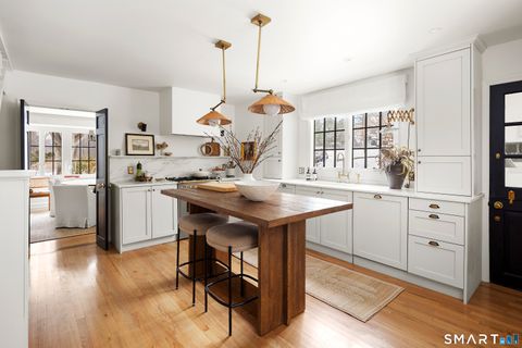 Tiny photo for 152 E Rocks Road, Norwalk, CT 06851 (MLS # 24155738)