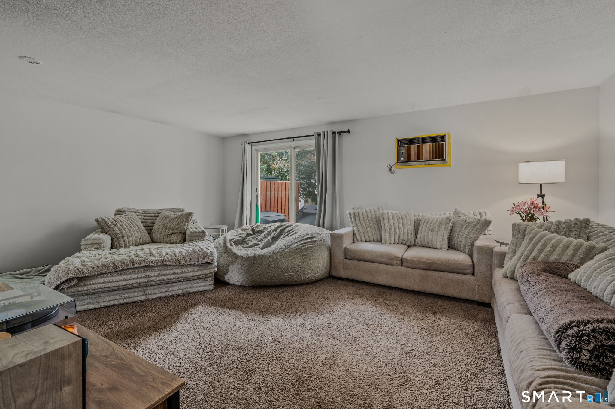 10 Lakeside Drive K