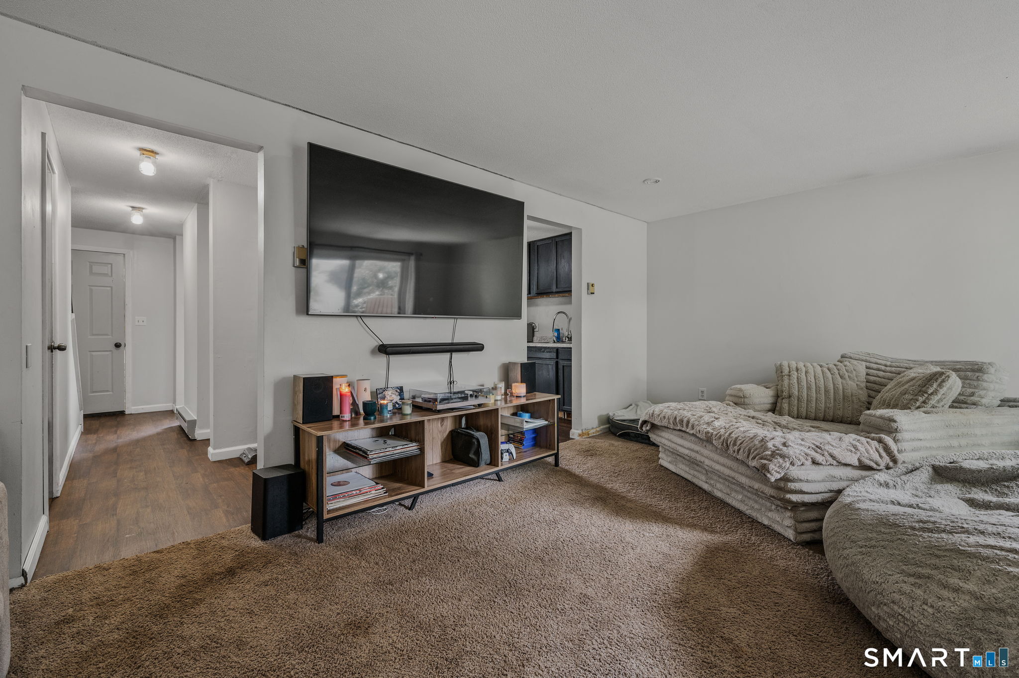 10 Lakeside Drive K