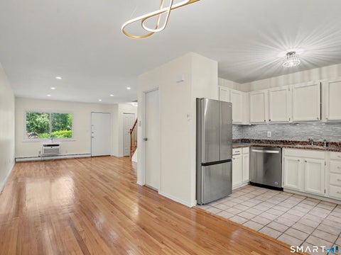 Photo of 550 Prospect Street #8, New Haven, CT 06511 (MLS # 24215760)