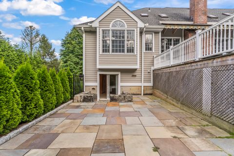 Tiny photo for 4 Dover Circle, Newtown, CT 06470 (MLS # 24122885)