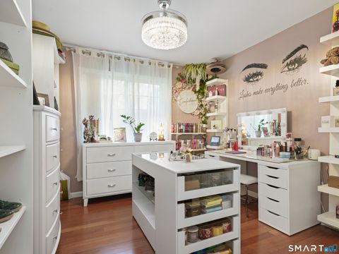 Tiny photo for 37 Kingswood Drive, New Haven, CT 06513 (MLS # 24174153)