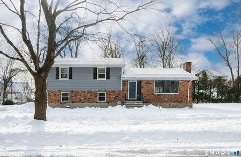 95 Masna Place Stratford CT 06614