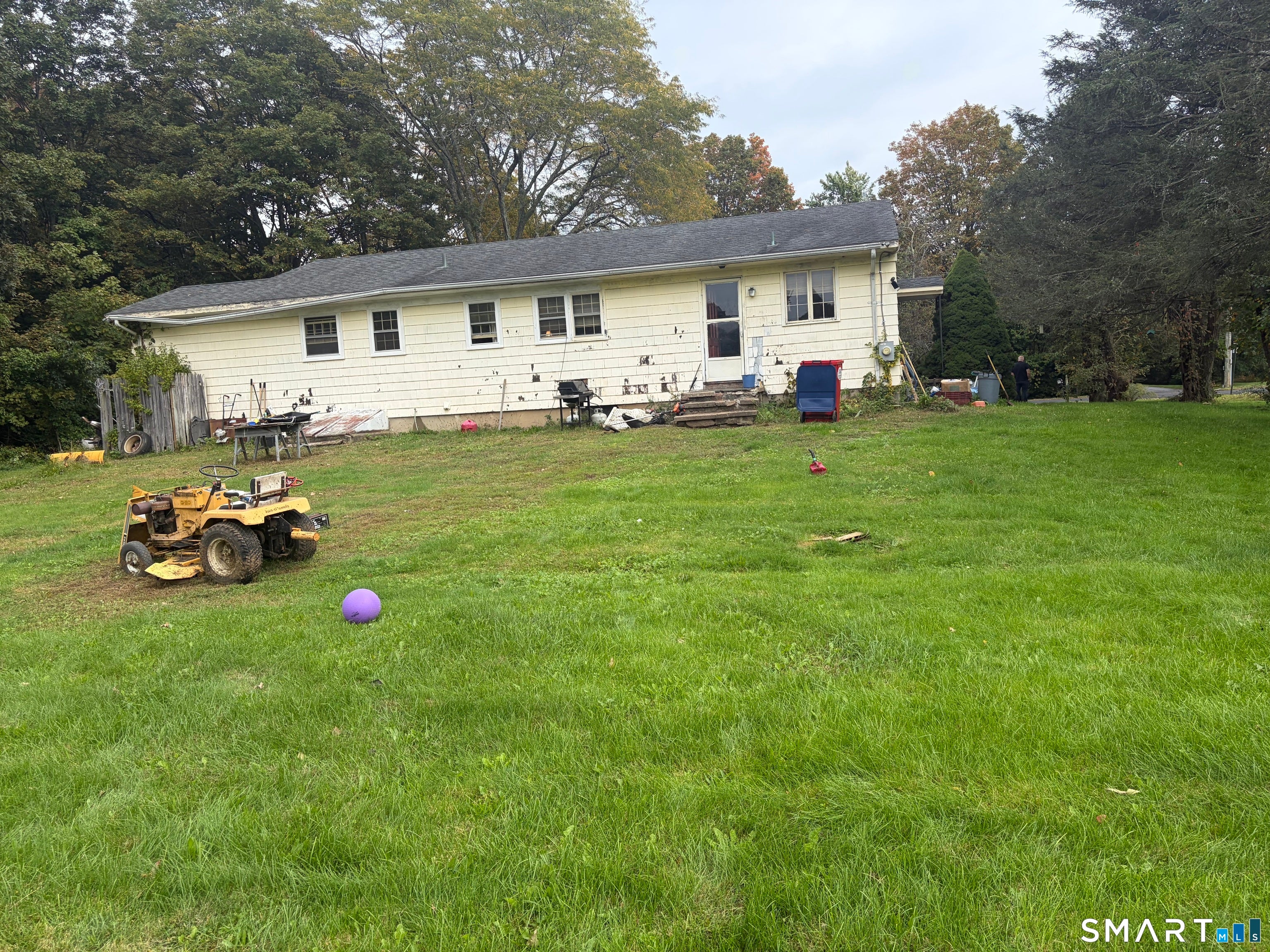846 Long Hill Road