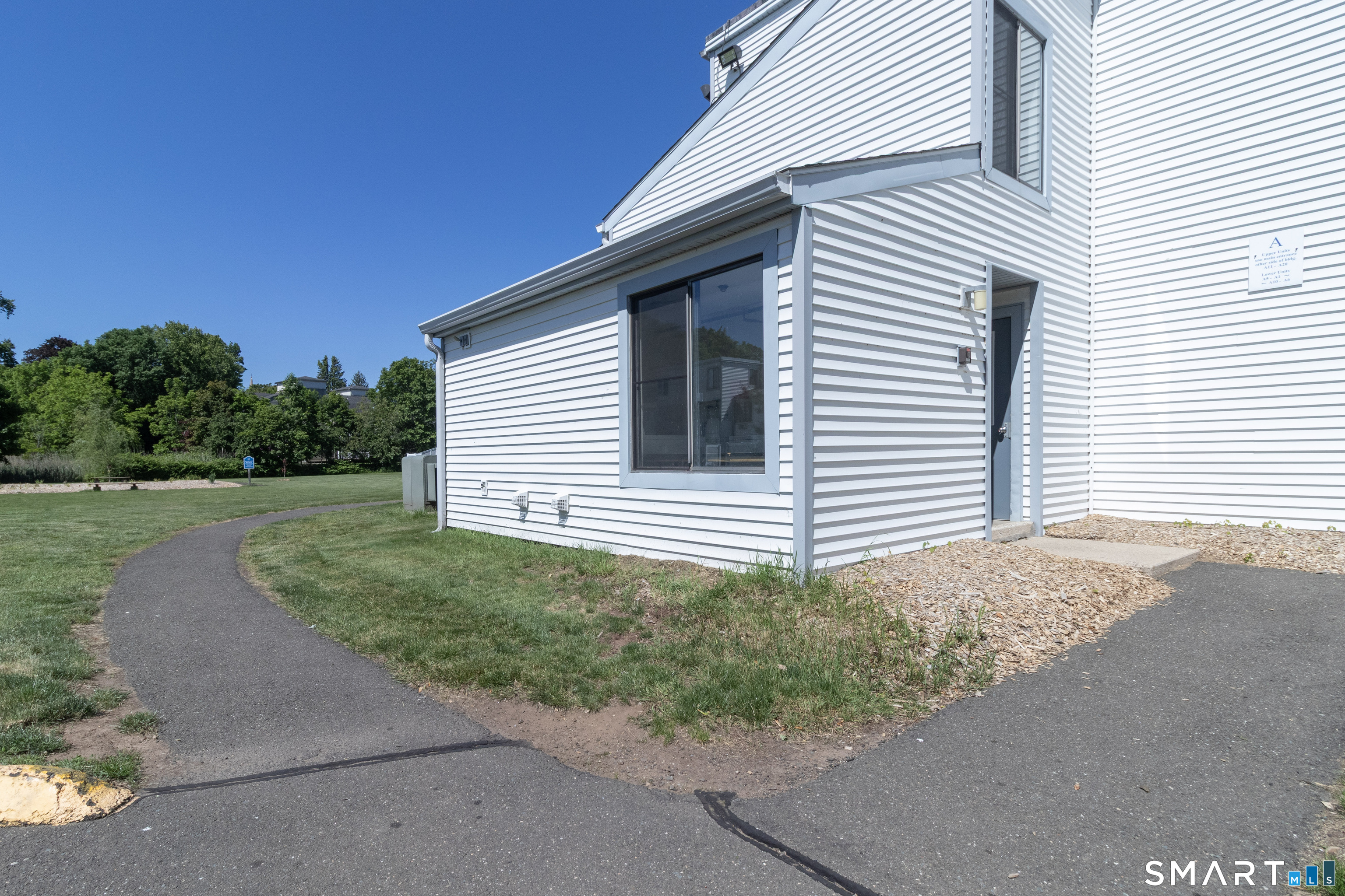 18 Hamre Lane A