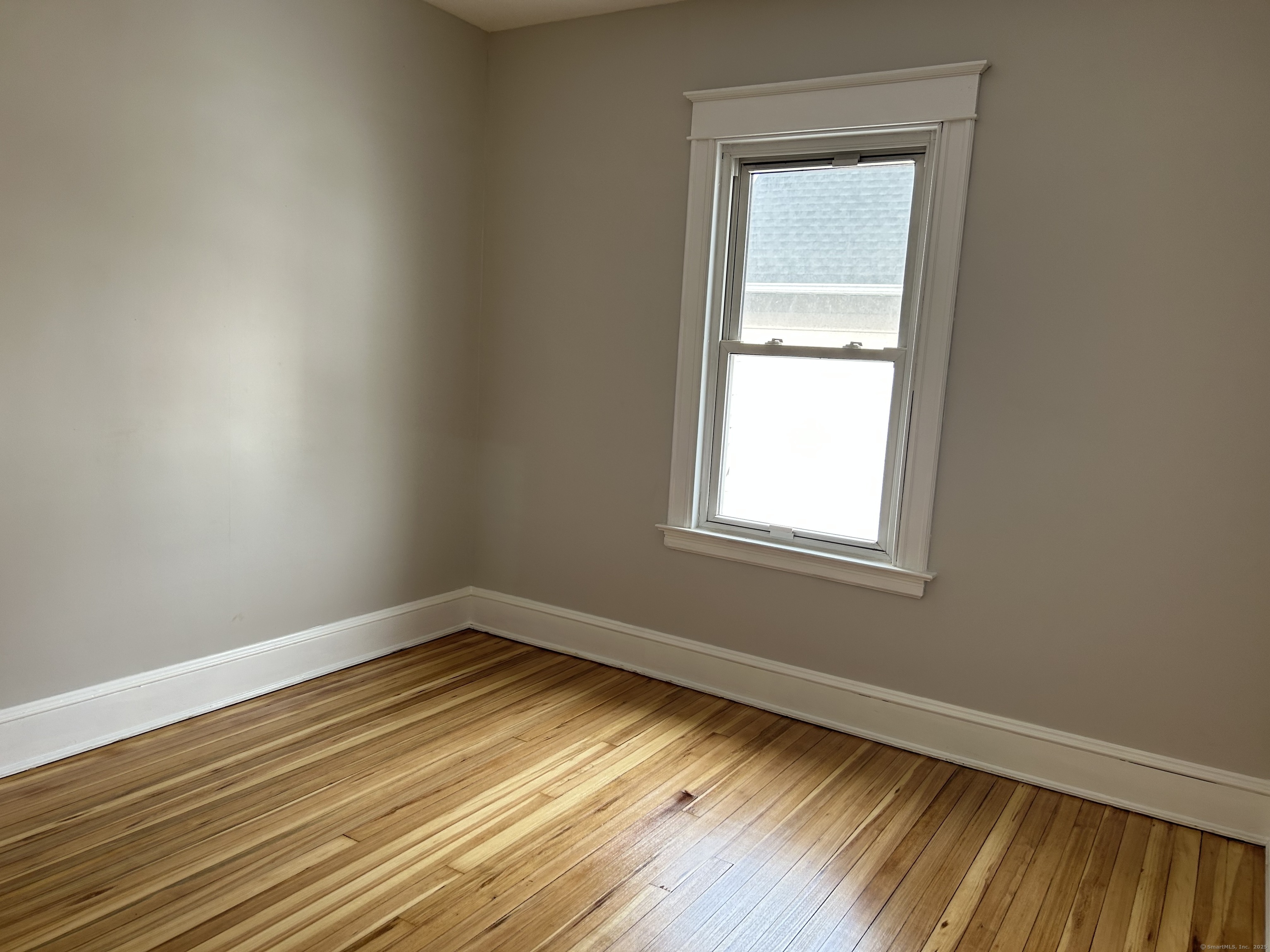 Hartford, Connecticut 06106, United States, 5 Bedrooms Bedrooms, ,2 BathroomsBathrooms,Residential,Pending,78244