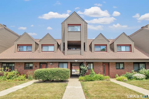 Condo For Sale - 72 Montoya Drive #72<br/> Branford, CT 06405