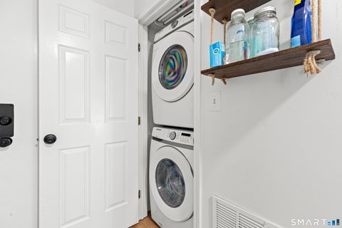 Tiny photo for 500 Glendale Avenue #6, Bridgeport, CT 06606 (MLS # 24198518)